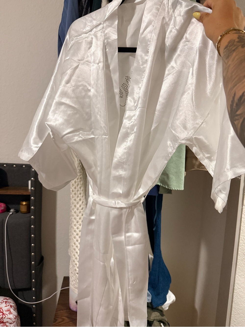 Bridal Satin Robe with Rhinestone 'Bride' Script - Picture 3 of 3
